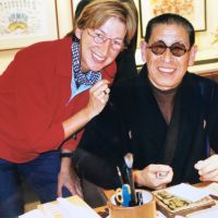 Ontmoeting met Koji Ikeda kunstschilder en zegelsnijder Osaka Japan 2004